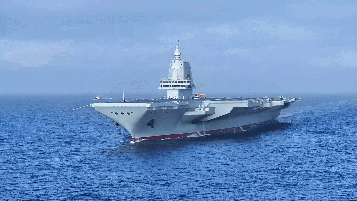 央视曝光：福建舰刚刚完成第8次海试！6天就回港，会入列服役吗？